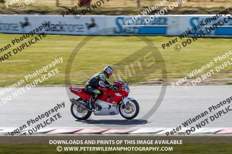 brands hatch photographs;brands no limits trackday;cadwell trackday photographs;enduro digital images;event digital images;eventdigitalimages;no limits trackdays;peter wileman photography;racing digital images;trackday digital images;trackday photos